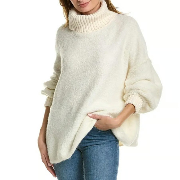 Free People Milo Pullover Turtleneck Womens Fuzzy Oversized Cream Sweater XS - Picture 1 of 8